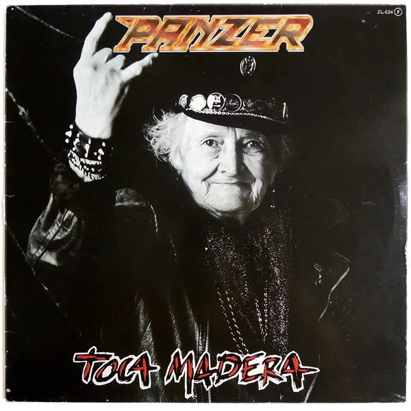 Portada-Panzer con la abuela rockera