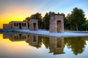 Atardecer en el templo de Debod Madird