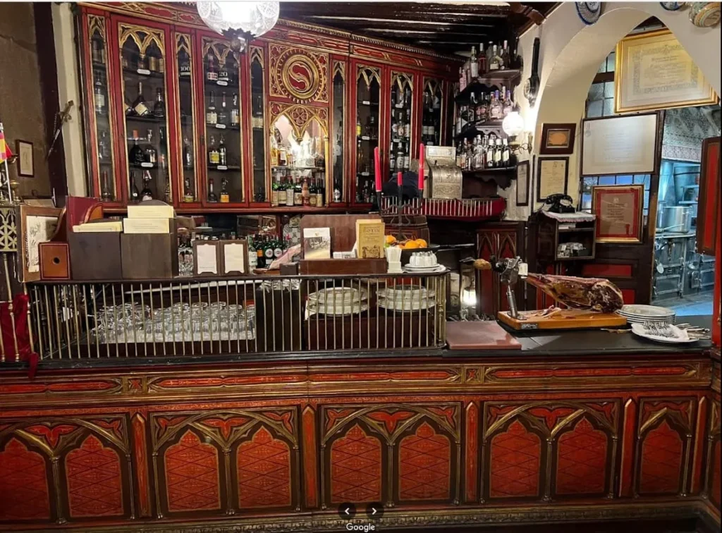 barra en restaurante sobrino de botin en madrid