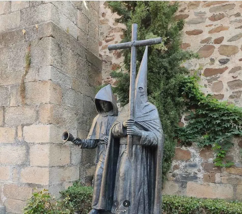 cofrades de la semana santa cacereña