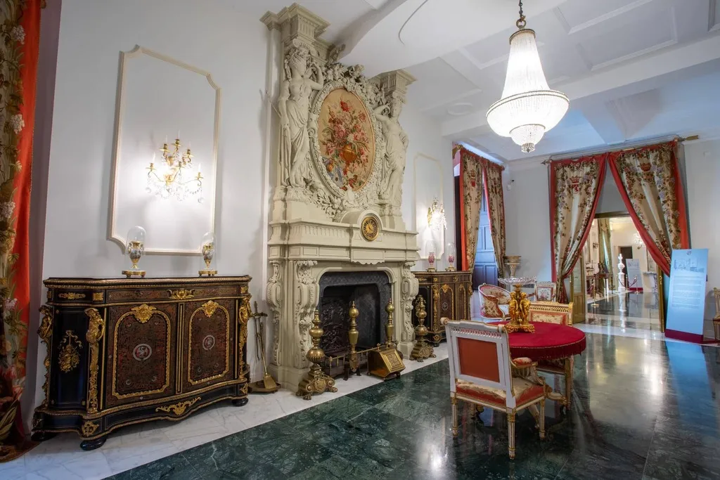 salon del palacio de los golfines