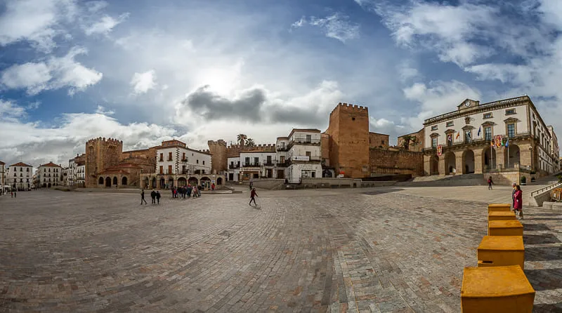plaza mayor de caceres