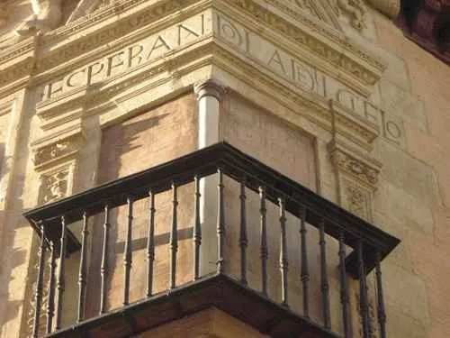 Balcon-Casa-de-Castril-Museo-Arqueologico-Granada-Espana