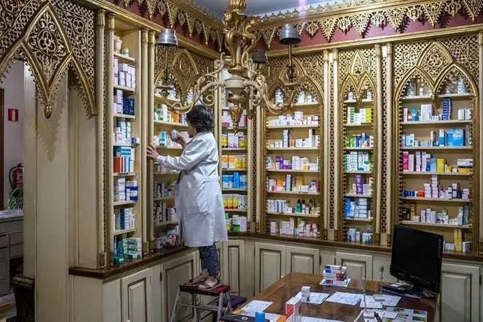 rebotica de la farmacia deleuze