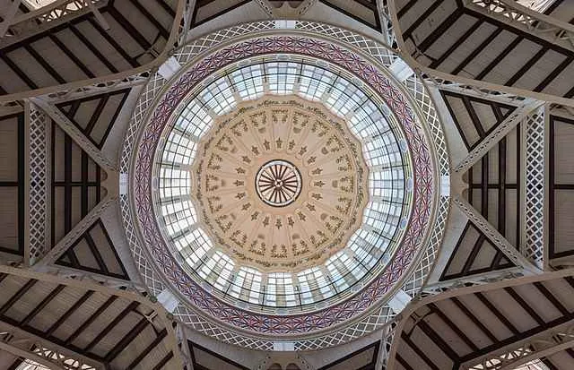 cupula del mercado central de valencia