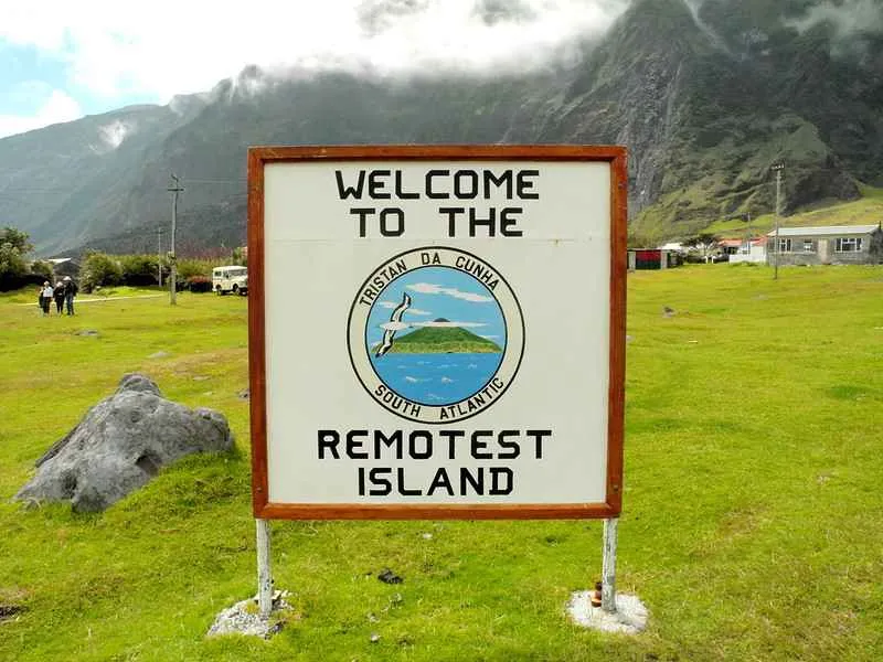 la isla mas remota del mundo