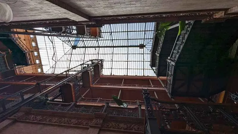 techo del bradbury building en los angeles