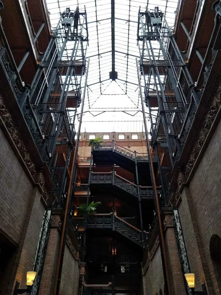 las escaleras de blade runer
