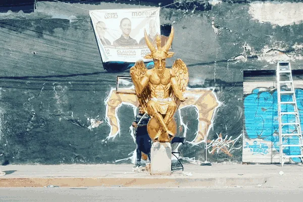 estatua de pahomet o del diabo en tepito