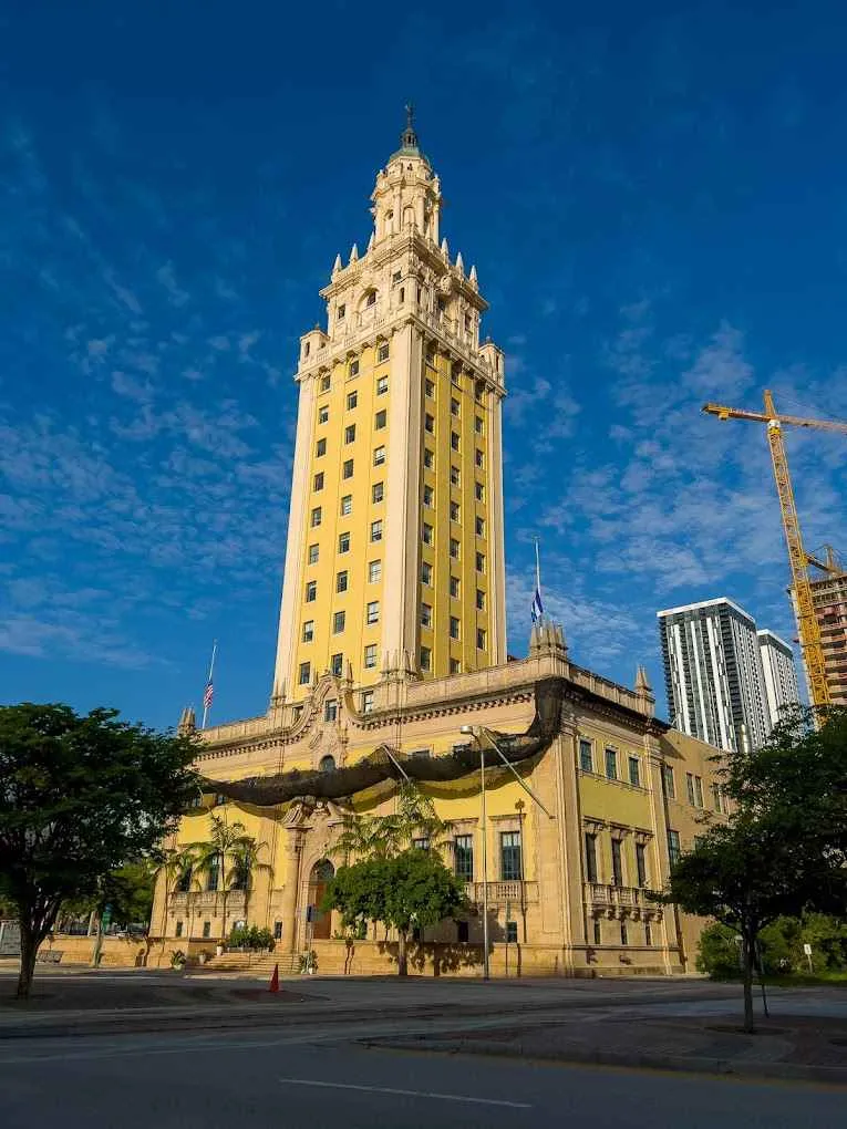 freedom tower cubana en miami