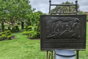 Esculturas de vegetación en el Jardín de Topiarios de Ohio
