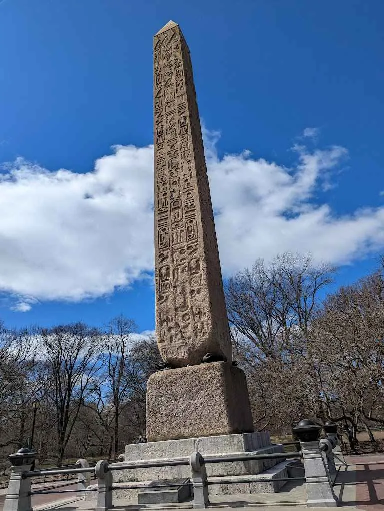 Cleopatra's Needle, un artefacto egipcio antiguo en NYC