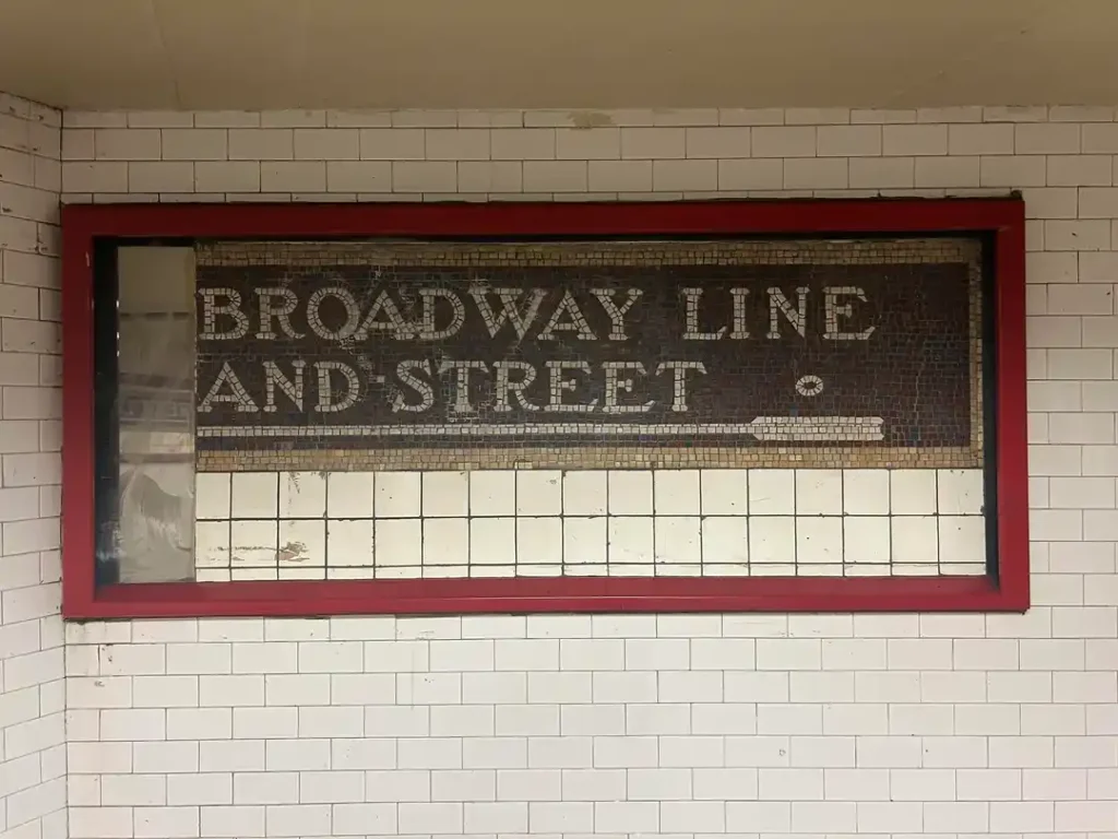 El arte de Mary Miss en el metro union square