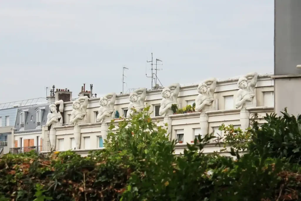 Diseño de Manuel Núñez Yanowsky en rue de Rambouillet.