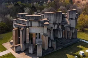 Iglesia Wotruba en Viena, un ejemplo de arquitectura brutalista