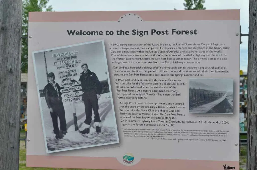 letrero de bienvenida a Sign Post Forest