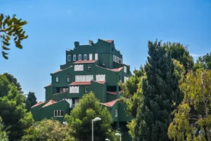 edificio xanadú del arquitecto Ricardo Bofill en calpe, alicante