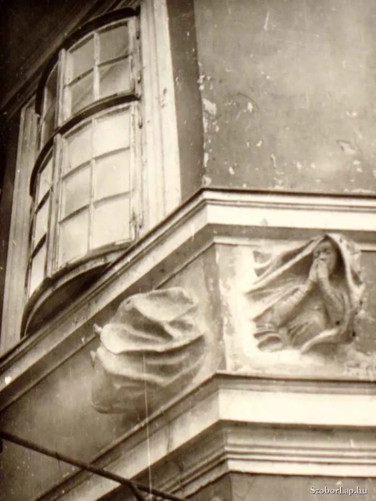 foto antigua de la monja voladora de budapest