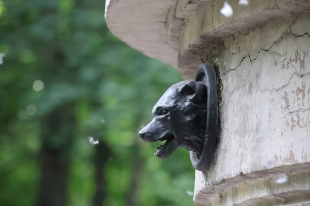 monumento al perro de pavlov