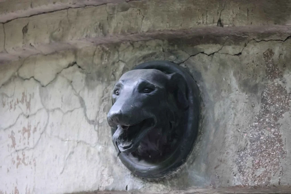 monumento al perro de pavlov