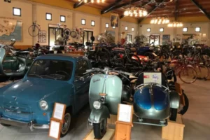 museo de vehiculos historicos y motocicletas antiguas de guadalest