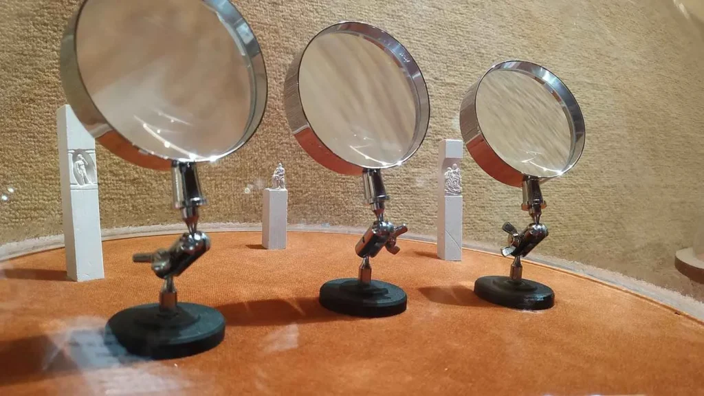 esculturas de miguel angel en miniatura