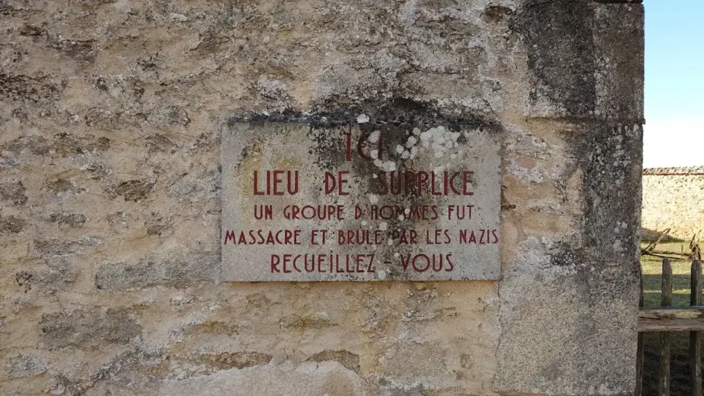 placa conmemorativa de la masacre de oradour su glane