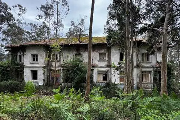 isla de pedrosa en cantabria con actividad paranormal