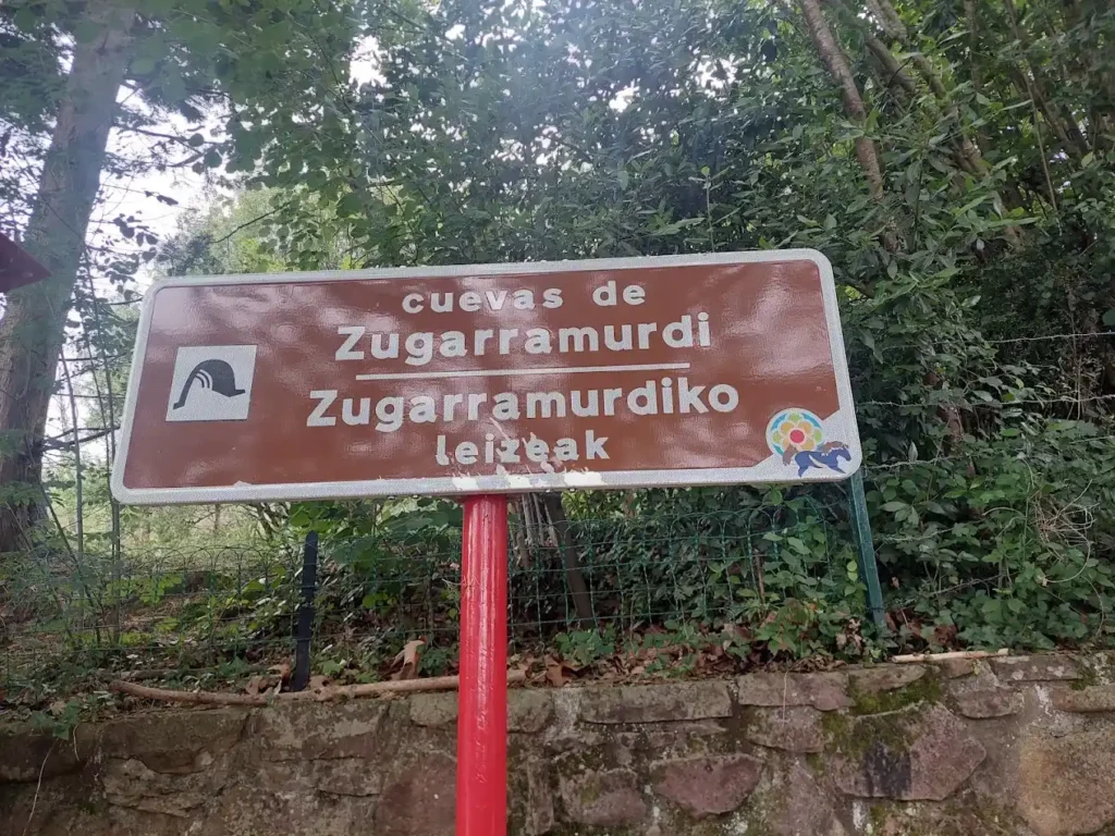 cuevas de zugarramurdi o cuevas de las brujas