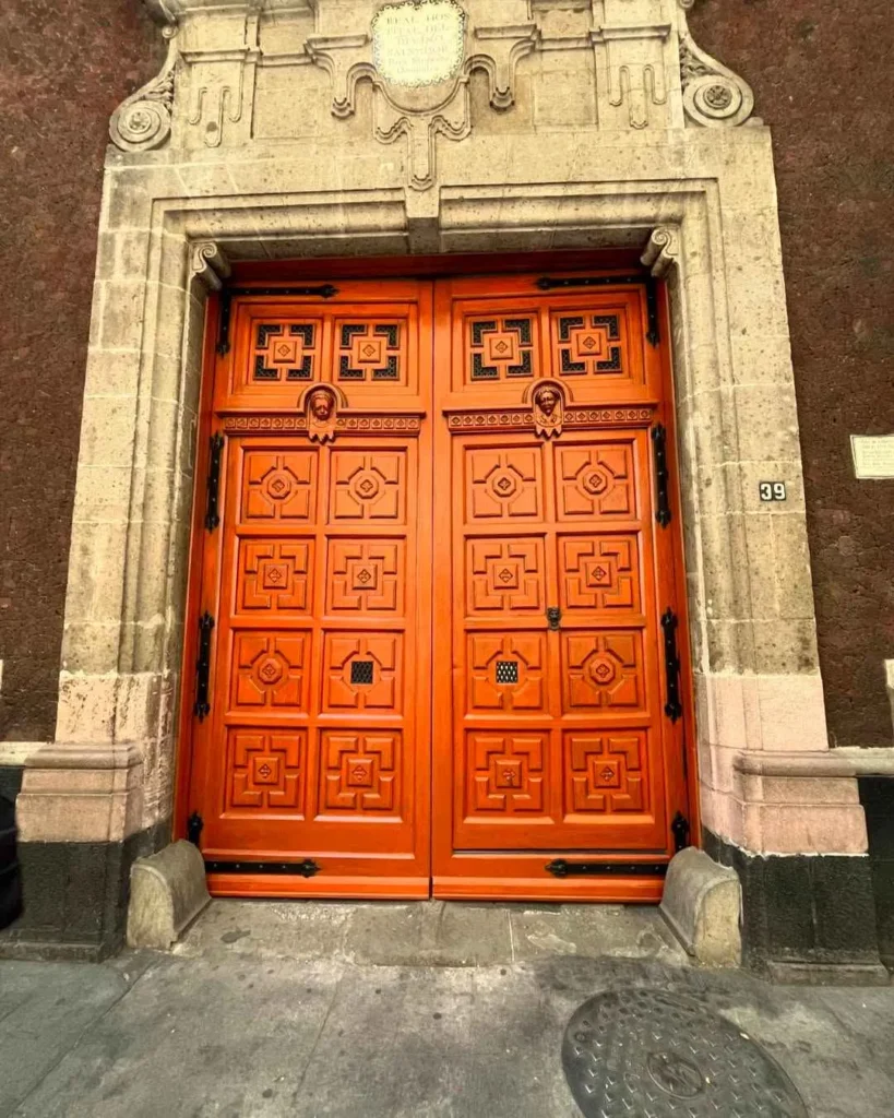 Arquitectura del antiguo hospital psiquiátrico para mujeres