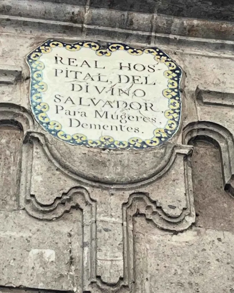 Antigua institución psiquiátrica para mujeres en el centro histórico