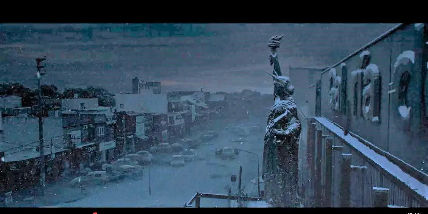 fotograma de el eternauta con la estatua de la libertad