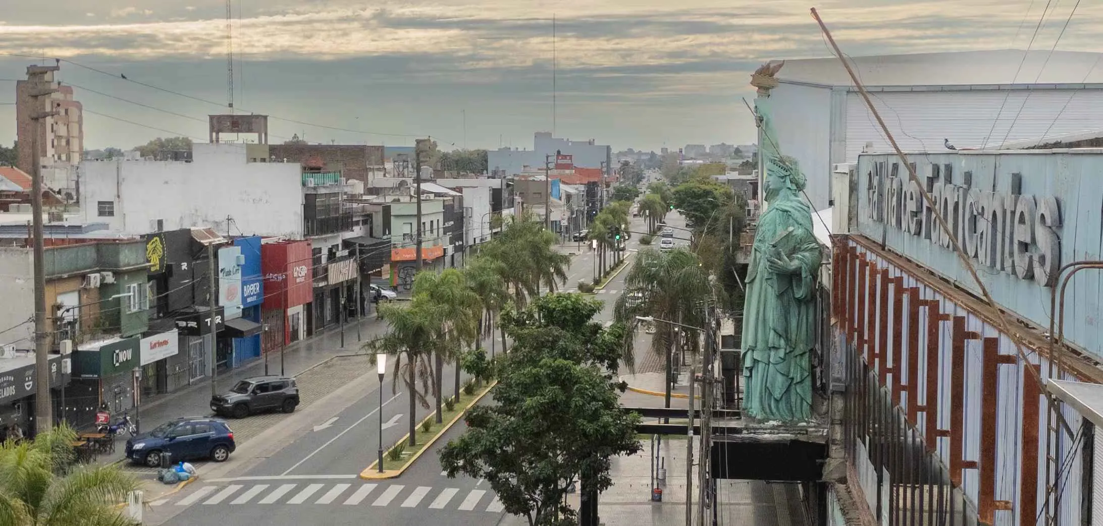 estatua de la libertad munro buenos aires
