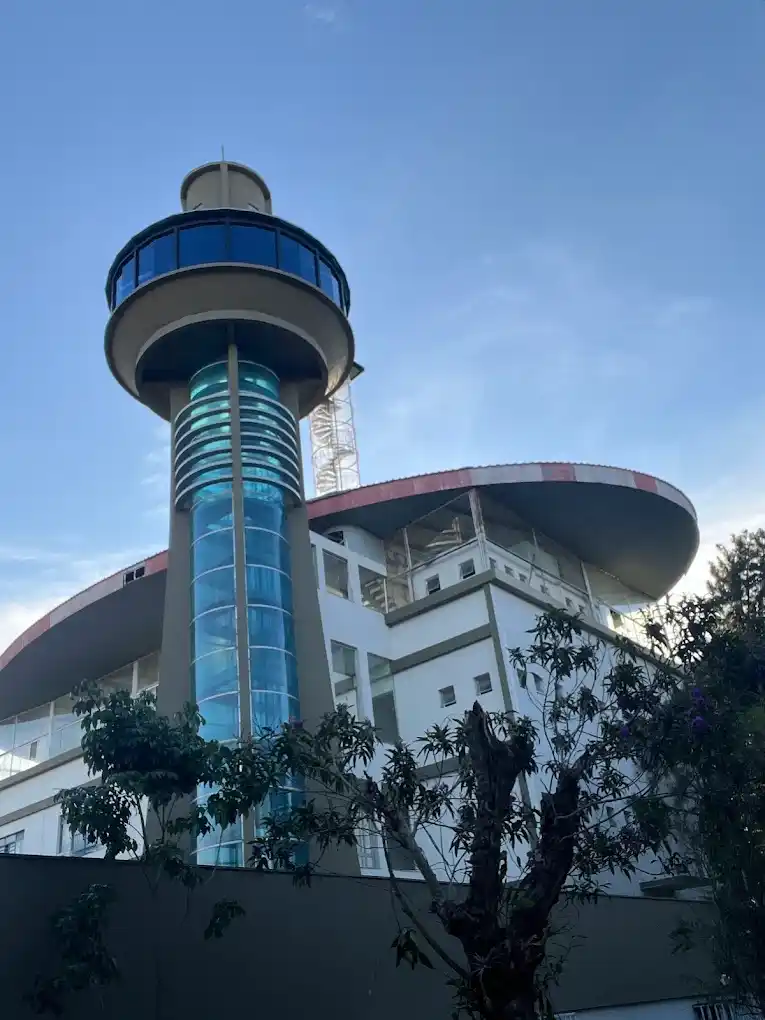 ascensor del ayuntamiento de varginha