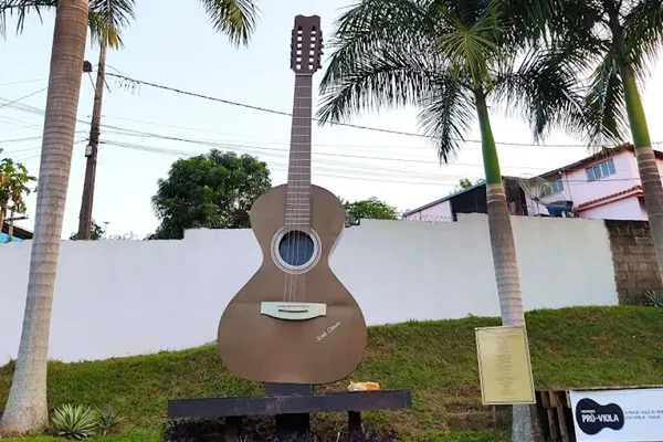 guitarra brasileña mas grande del mundo