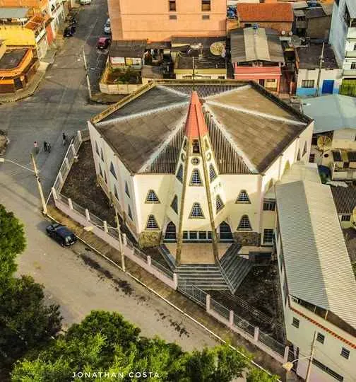 vista de dron de la iglesia de santa terezinha