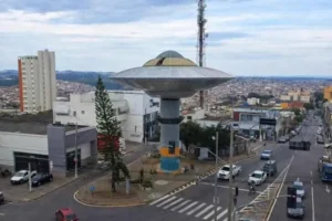 ovni de ET en varginha, minas gerais, brasil