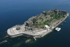 lugares embrujados misteriosos y abandonados de japon